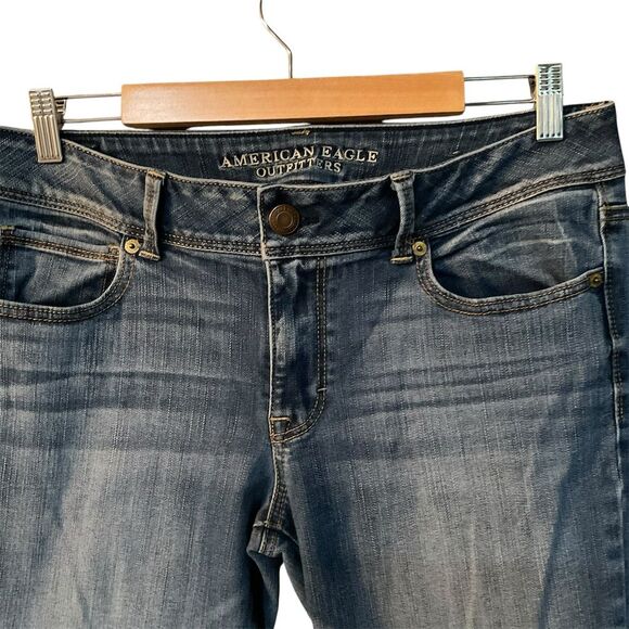 American Eagle Women's Kick Boot Super Stretch Bootcut Blue Jeans Size 14 - Picture 2 of 10